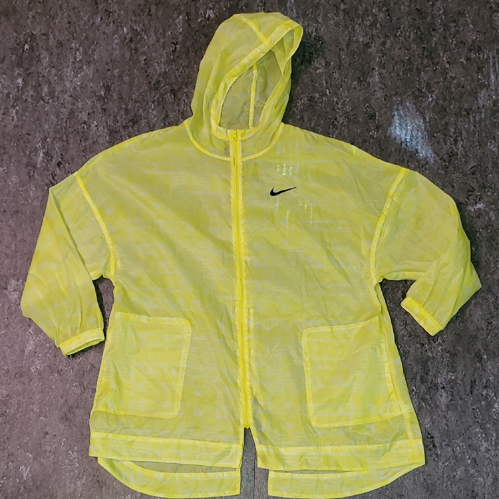 Nike. Lightweight. Oversized Medium.  Women's. Like-new